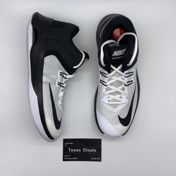 Nike Air Versatile White Black